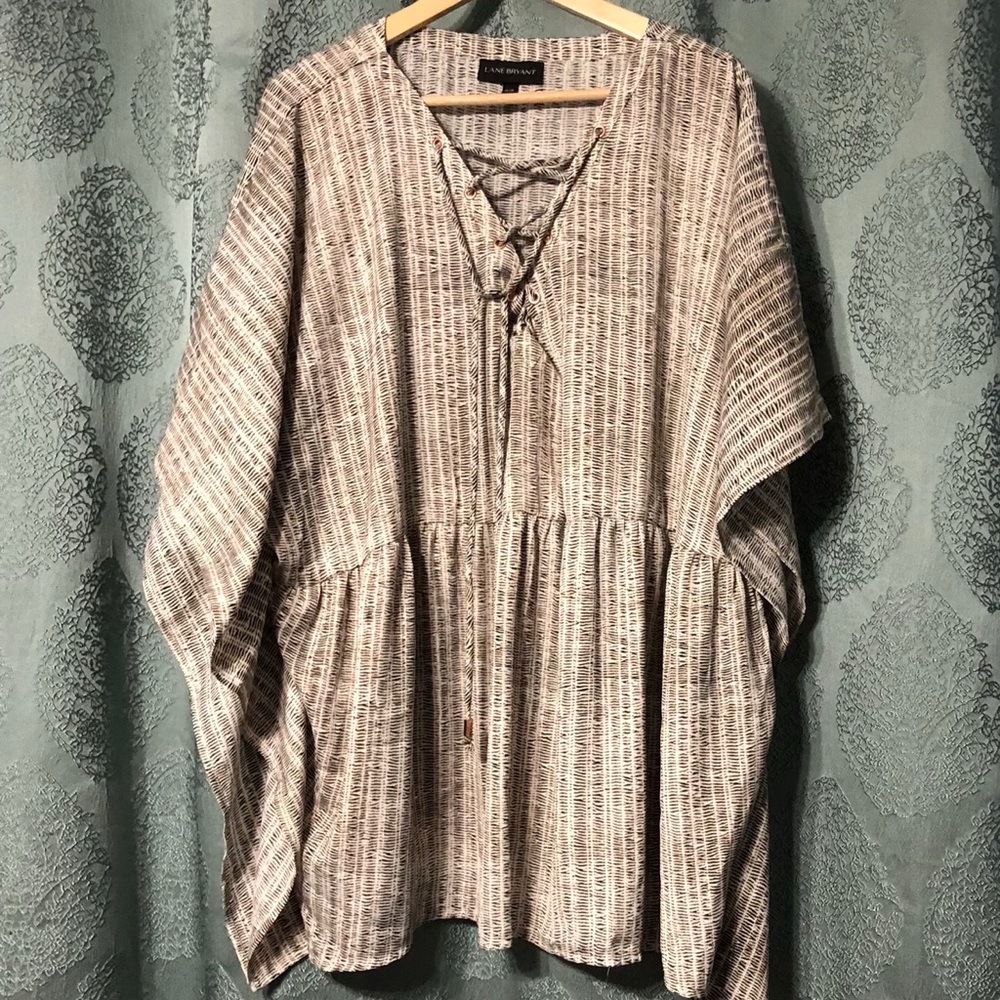 Brown and white tunic